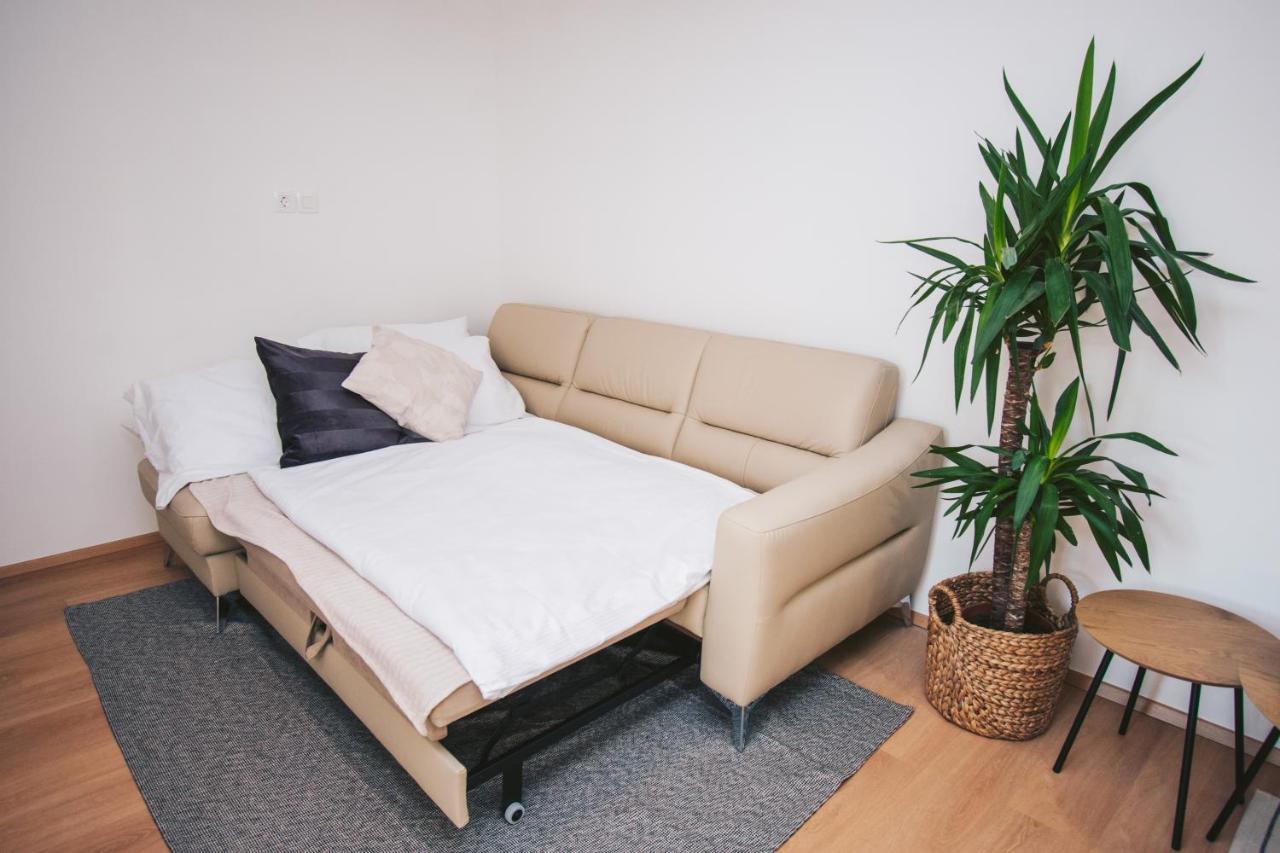 Na Apartments Maribor Bagian luar foto