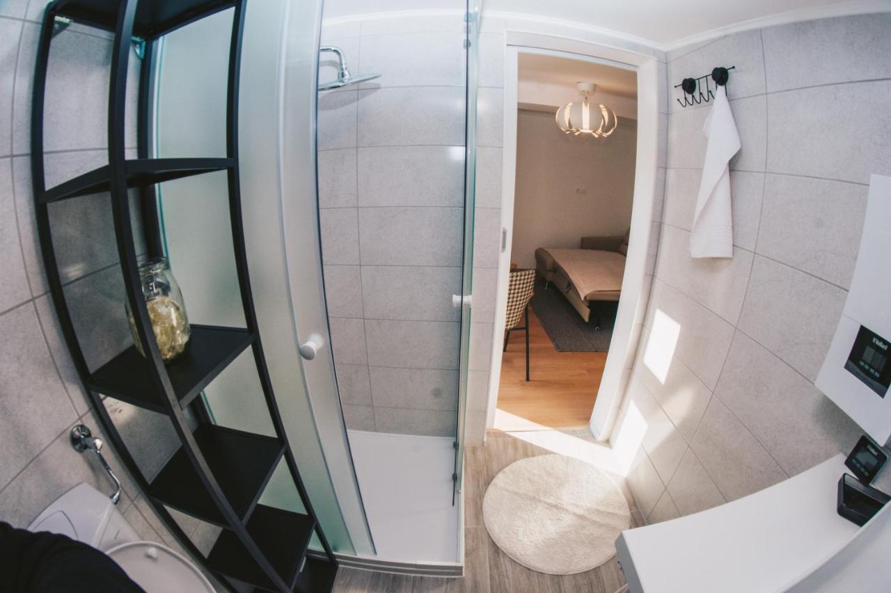 Na Apartments Maribor Bagian luar foto