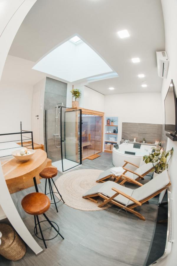 Na Apartments Maribor Bagian luar foto